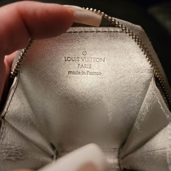 Louis Vuitton Snowflake Porte-Monnaie Flocon Vernis Argent Pouch Rare Authentic - Picture 3 of 10